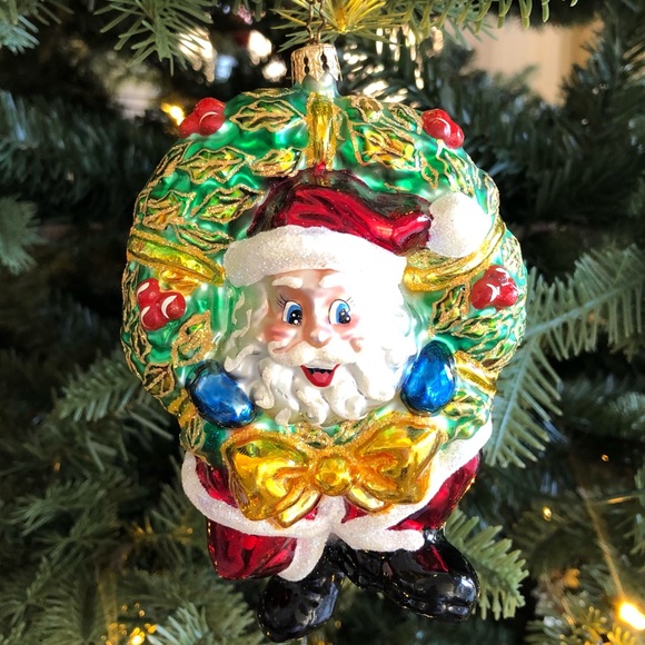 Christopher Radko Other - Christopher Radko I’ve Been Framed Santa in Wreath Ornament